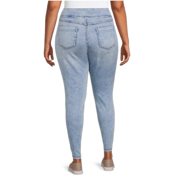 TERRA & SKY Plus Size High Rise Stretch Skinny Jeans Pull On Style Light Wash - Picture 3 of 7